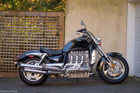 Zero Mile 2005 Triumph Rocket Iii Will Launch You Into The Stratosphere