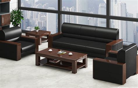 Traditional Leather Sofa for Formal Occasion | Meet&co Office Furniture