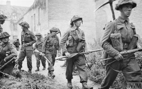 THE BRITISH ARMY IN THE NORMANDY CAMPAIGN 1944 Imperial War Museums