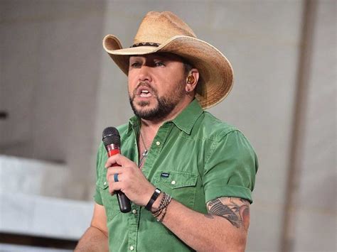 Cmt Pulled Jason Aldean Video After Claims It Promoted Gun Violence