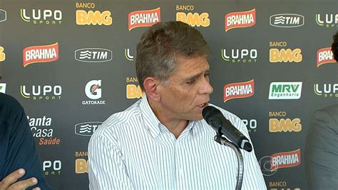 Novo T Cnico Do Atl Tico Mg Paulo Autuori Apresentado Bom Dia