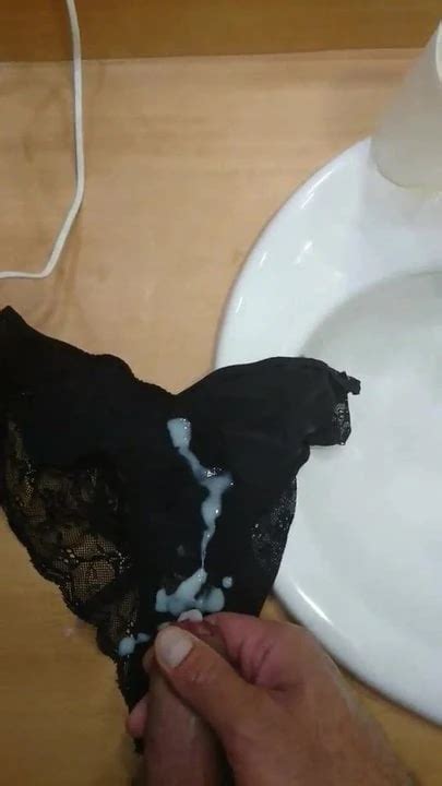 Gicle Dans Une Culotte De Ma Femme Gay Porn Xhamster