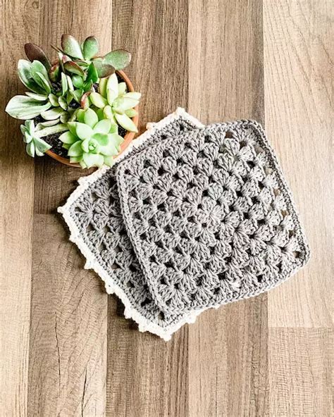 Granny Square Crochet Washcloth » Weave Crochet