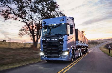 Scania apresenta nova geração de caminhões na América Latina