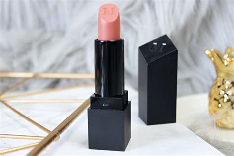 Out A Pout Nude Pink Morphe Beautiful Disaster