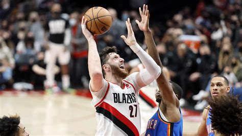 Watch Jusuf Nurkic Throws Down Powerful Dunk In FIBA World Cup