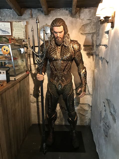 The Real Aquaman Suit Worn By Jason Momoa In Justice League Jason