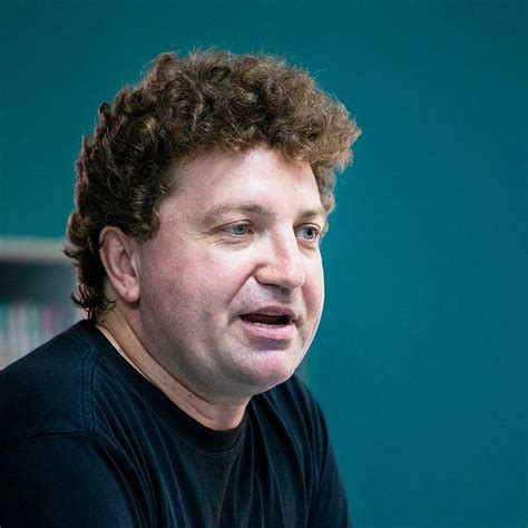 Сергей Шмидт - Юлия Латынина с "Пломбированным вагоном" и... | Facebook