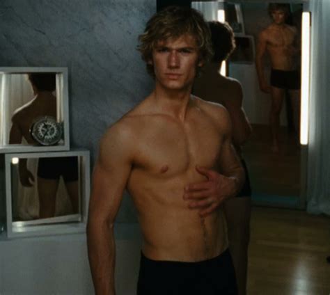 Alex Pettyfer Var Shirtless Caps Naked Male Celebrities