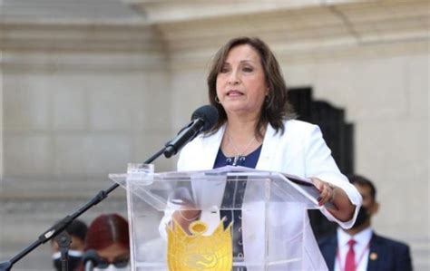 Dina Boluarte Descarta Renunciar Tras Reconocer Que Firmó Documentos