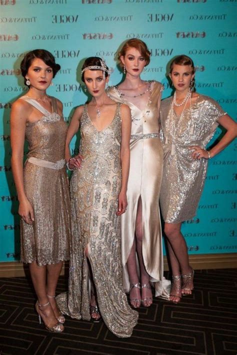 Réussir la tenue gatsby ou le look légendaire des femmes des années 20