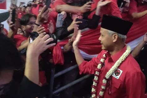 Usai Temui Relawan Jokowi Ganjar Kini Hadiri Konsolidasi Pdi P Dki Jakarta