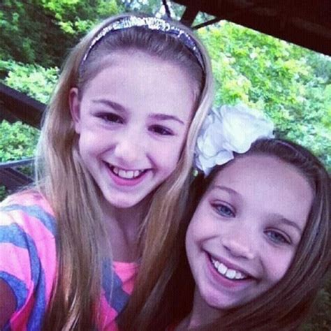 Chloe Lukasiak And Maddie Ziegler Dance Moms Maddie Dance Moms Cast