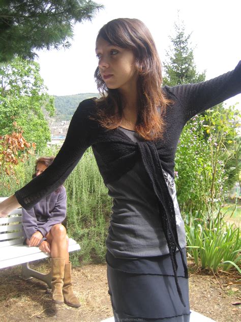 Forumophilia Porn Forum Intimate Photos With Legs Wide Apart