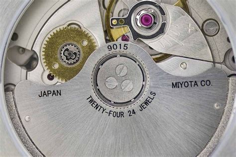 Miyota 9015 Watch Movements | Caliber Corner