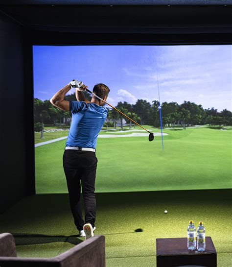 Indoor Golf Simulator The Oaks