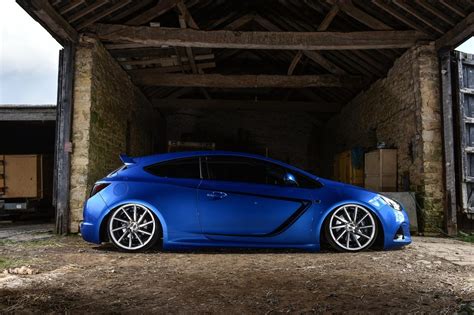 Eurotuner Europe Opel Astra Gtc Blue Darkness