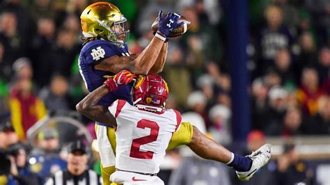 Flipboard: Notre Dame vs. USC score: No. 9 Fighting Irish hold off ...