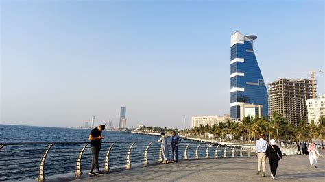 K New Jeddah Corniche Afternoon Walk Red Sea Saudi Arabia