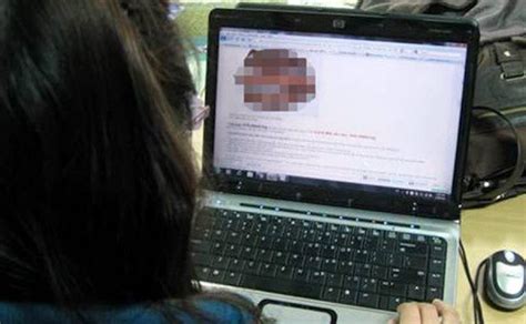 Hẹn hò chat sex qua mạng người đàn ông bị tống tiền 200 triệu đồng