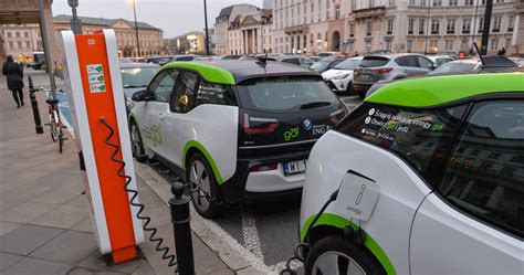 W Polsce jest 8169 samochodów elektrycznych Motoryzacja w INTERIA PL