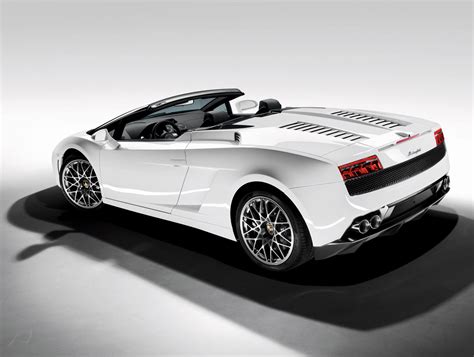 Lamborghini Gallardo LP 560-4 Spyder Photos and Specs. Photo: Gallardo ...