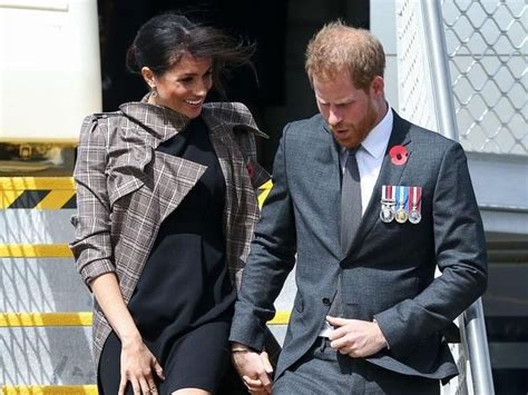 Liburan Pakai Jet Pribadi Pangeran Harry Dan Meghan Markle Disebut Munafik