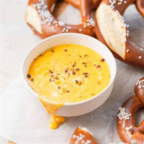 Pretzel Cheese Dip Super Creamy The Cheese Knees