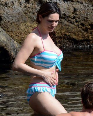Kelly Brook Busty Wearing Blue White Stripe Bikini On A Beach In Ischia Italy Porn Pictures