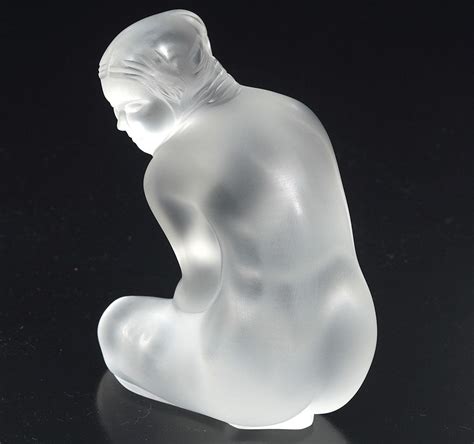 Lot Lalique Frosted Crystal Nude Venus Figure