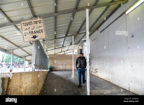 Checkpoint 300, border crossing between Bethlehem, West Bank and ...