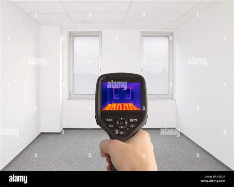 Controlling Underfloor Heating With Thermal Camera Stock Photo Alamy