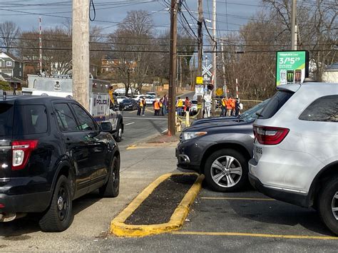 MTA LIRR Announces Afternoon Changes After Partial Train Derailment