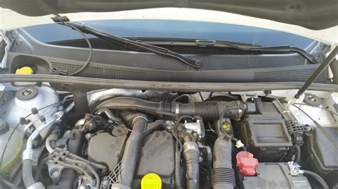 Фен-шуй или накладки на амортизаторы — Renault Sandero 2G, 1,5 л, 2019 ...