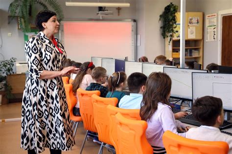 Nauczyciele dostaną bony na laptopy Ale nie wszyscy ci z przedszkoli