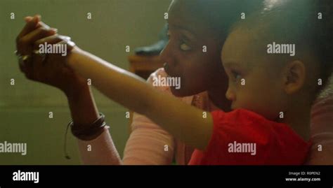 4 Hot Sexy Michele Harris Bikini Pics