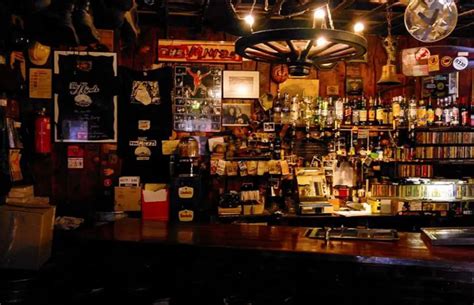 Best Dive Bars In Gold Coast A Guide To The Top Spots For Cheap Drinks