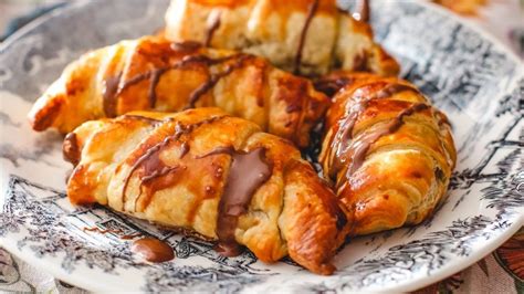 Receta de croissants rellenos de chocolate los más deliciosos sólo 3