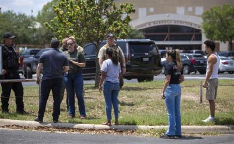 China Expressa Tristeza Por Tiroteio Em Escola No Texas E Pede Aos EUA