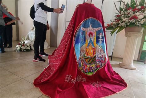 Video Conozca Los Detalles Del Vestido Que Lucir La Divina Pastora En