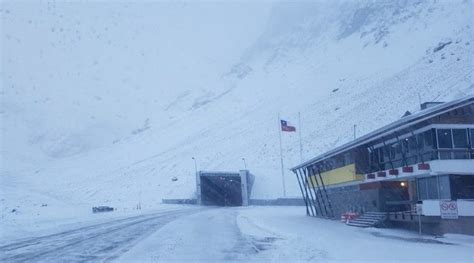 Cerraron El Paso Internacional Cristo Redentor Por Nevadas En Alta