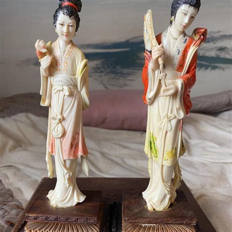 Статуэтка из слоновой кости – купить в Москве, цена 25 000 руб., дата ...