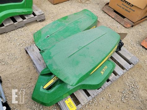 John Deere Hoods And Side Panels Hoods Body Panels Online Auctions