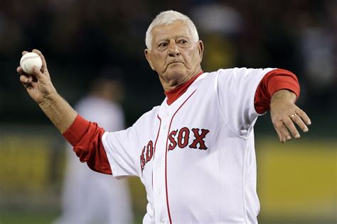 18 Astonishing Facts About Carl Yastrzemski