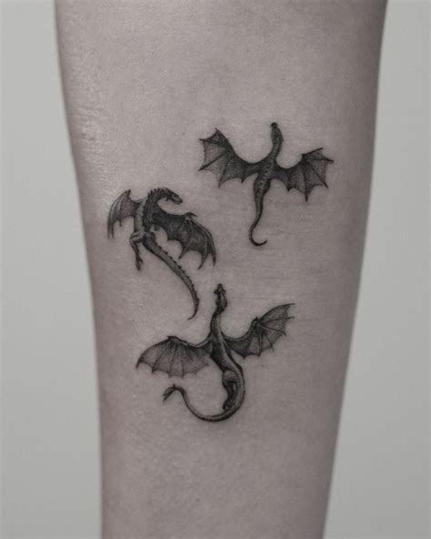 Pin By Jhoel Tito Jora On H Dragon Tattoo For Women Small Dragon