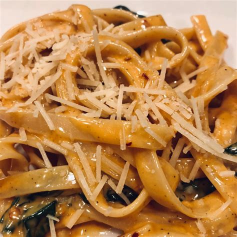 Chili Crisp Fettuccine Alfredo With Spinach CARONDELET KITCHEN