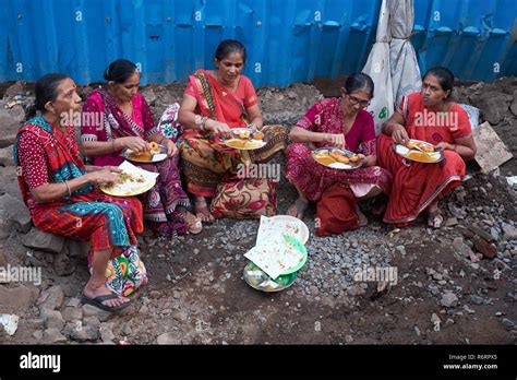 Indian Housewives Hi Res Stock Photography And Images Alamy