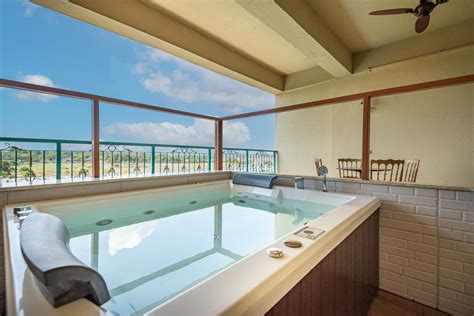 Deluxe Jacuzzi
