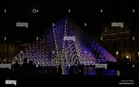 The Louvre - Inverted Pyramid Stock Photo - Alamy