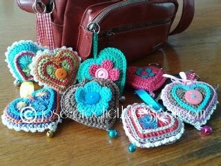 [Free Pattern] The Most Adorable Crochet Heart Keychain Ever! - The ...